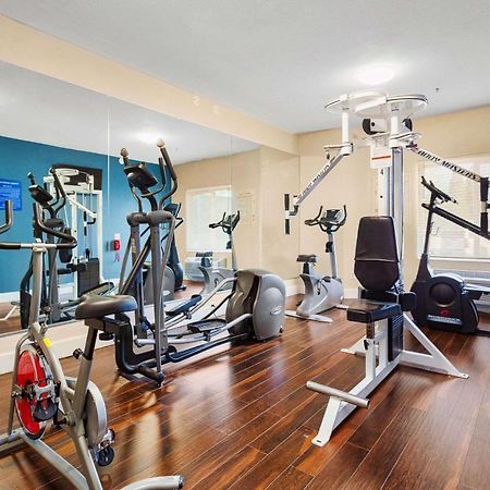 Days Inn By Wyndham Portland East Bagian luar foto