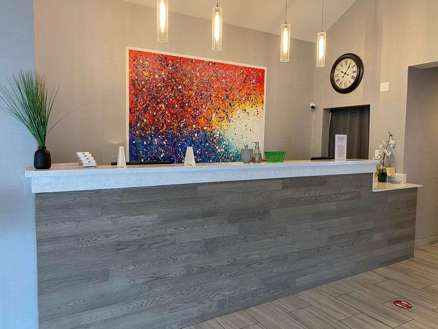 Days Inn By Wyndham Portland East Bagian luar foto