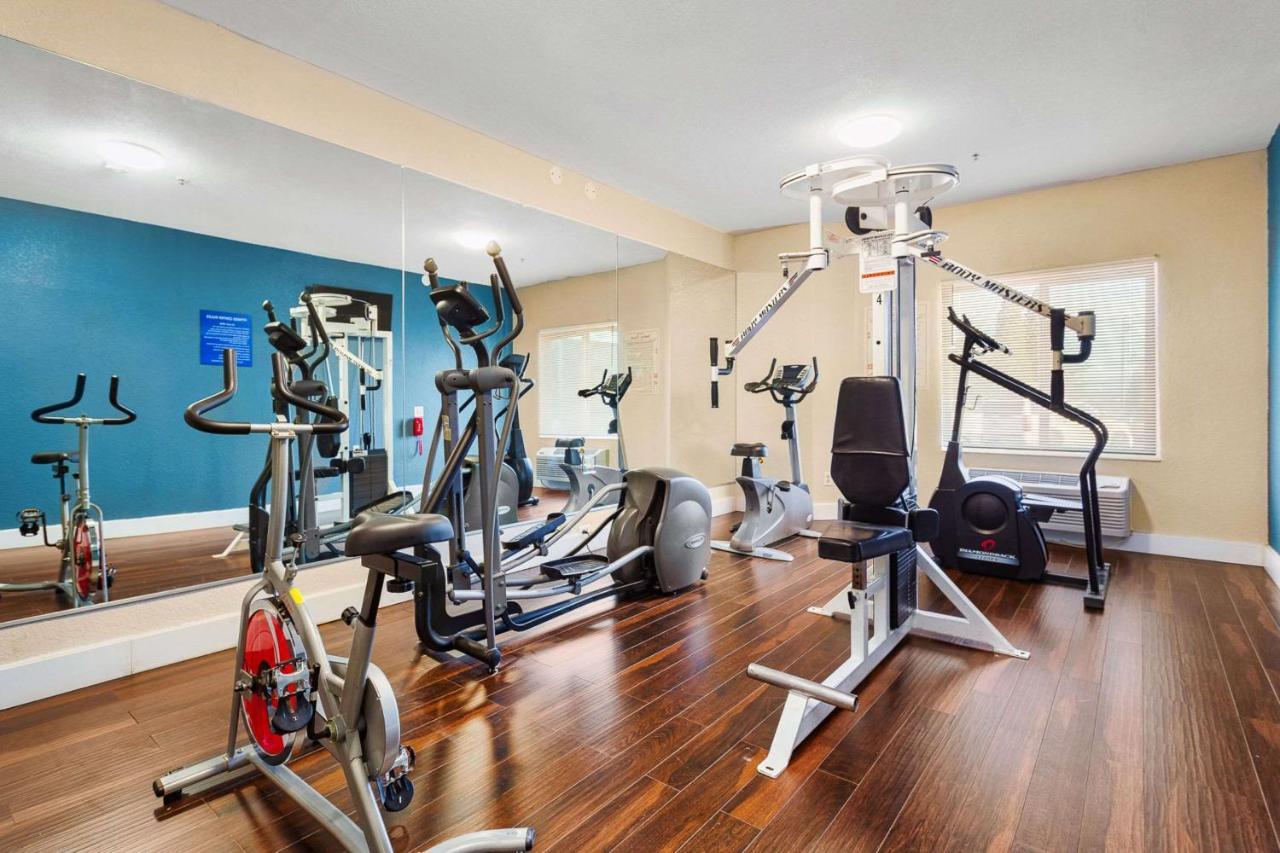 Days Inn By Wyndham Portland East Bagian luar foto