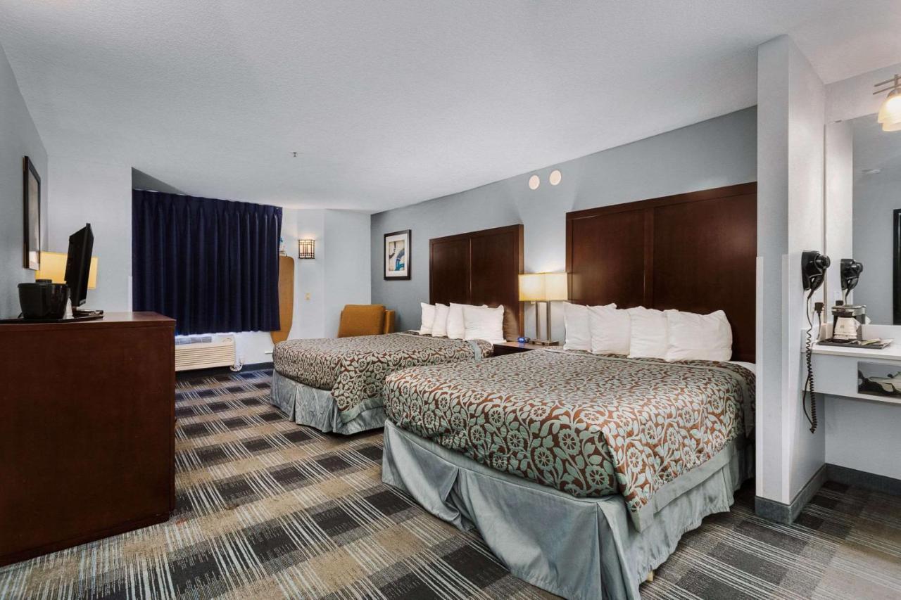 Days Inn By Wyndham Portland East Bagian luar foto