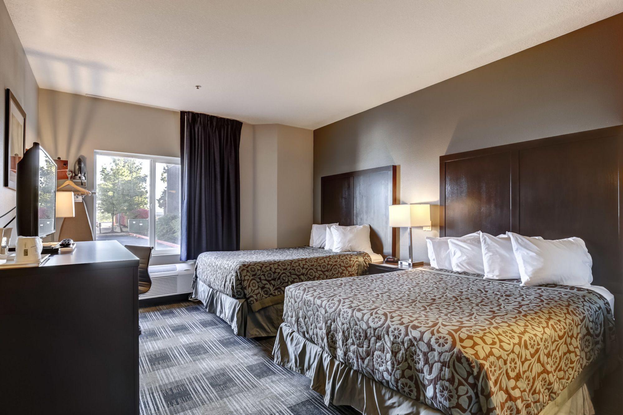 Days Inn By Wyndham Portland East Bagian luar foto